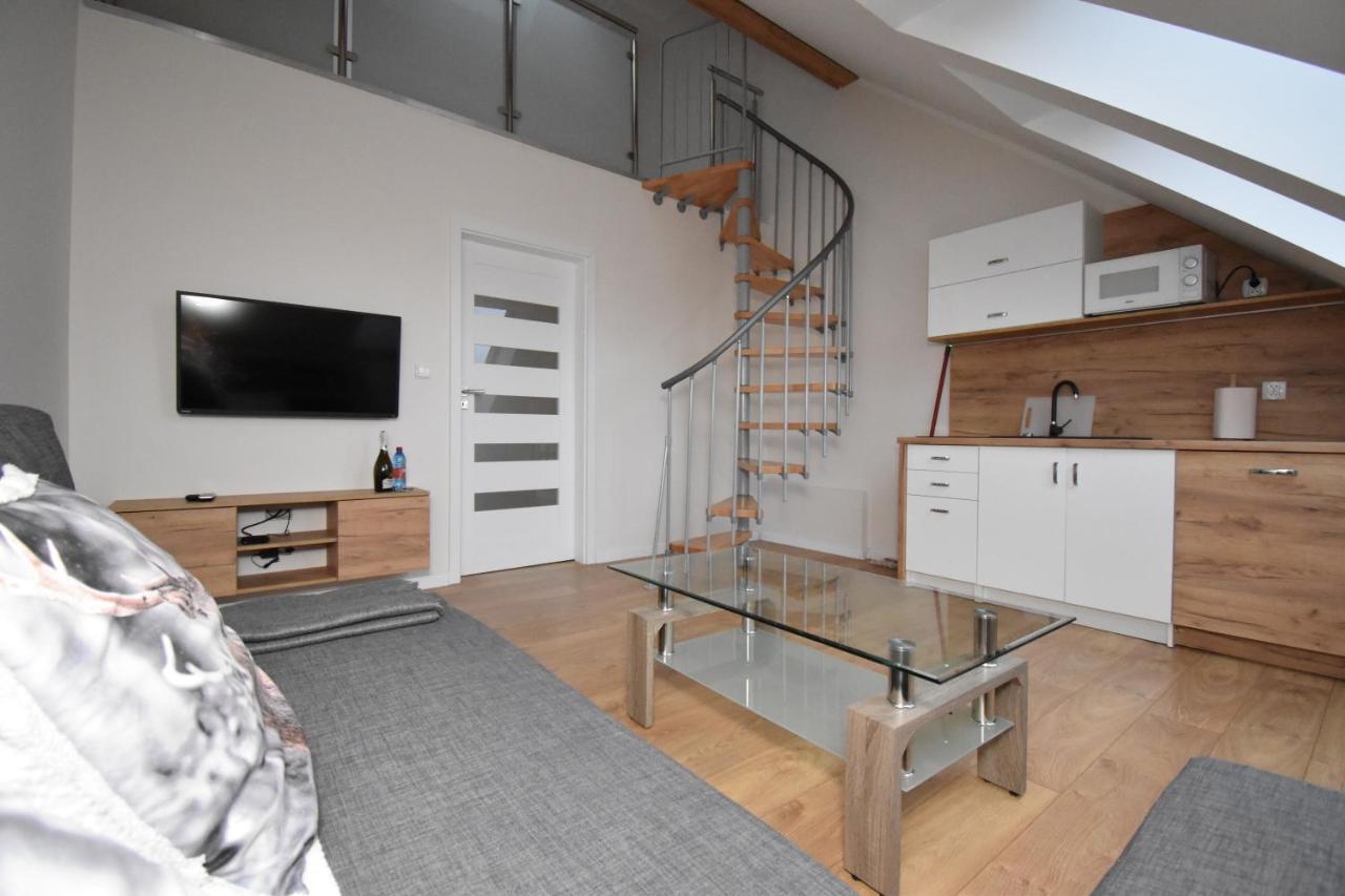 Apartamenty Pod Skalitem Щирк Екстер'єр фото